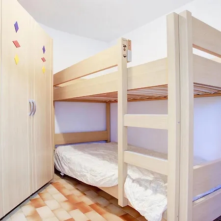 Port Lano By Interhome דירה *